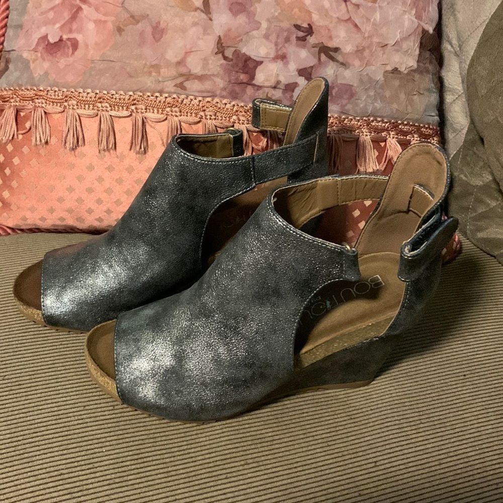 Corkys Sunburst Taupe Metallic Gray Wedge Shoe